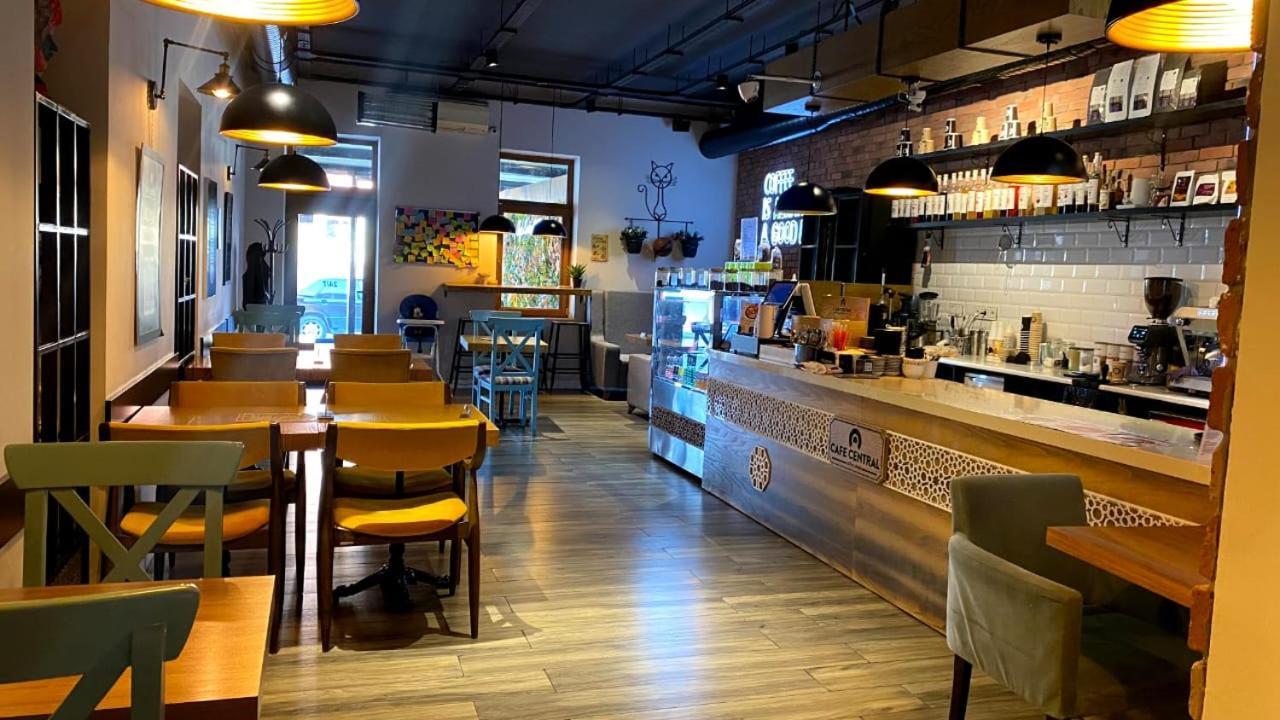 Central Hostel Шеки Экстерьер фото